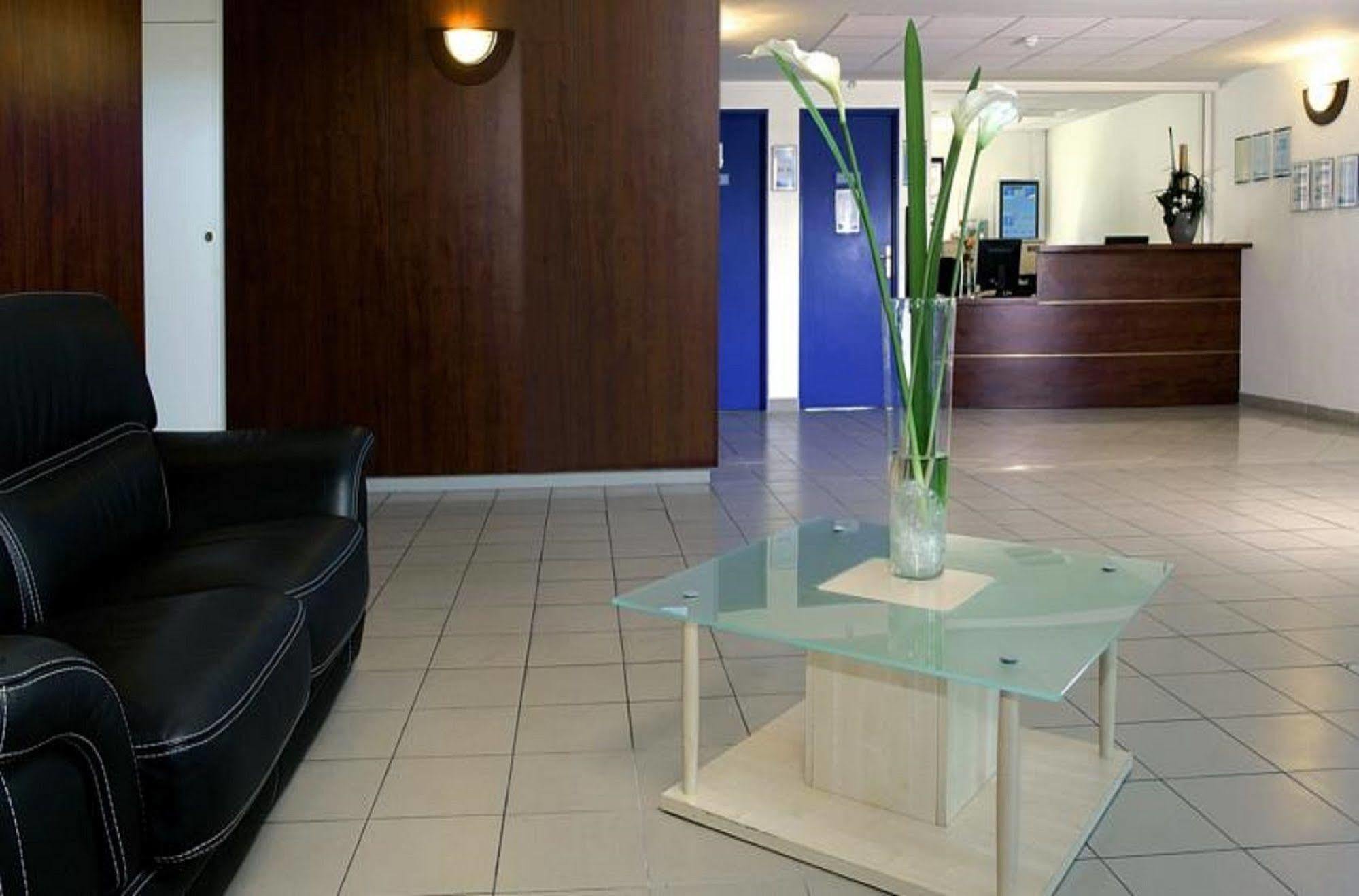 อัปปาร์ต ซิตี้ อ็องติบ Aparthotel อองทีบส์ ภายนอก รูปภาพ